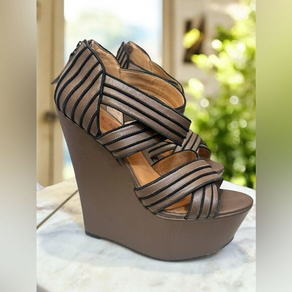 L.A.M.B. Y2K 90s Bernadette Leather Sandals Wedges Heels Size 7.5 - Picture 7 of 15